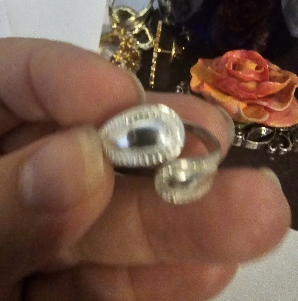 Elegant 925 Sterling Silver Women's Ring